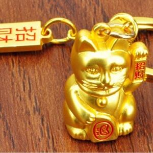 Maneki Neko Gold Lucky Cat Keychain ~ Japan Good Fortune Kitty Cat FOB